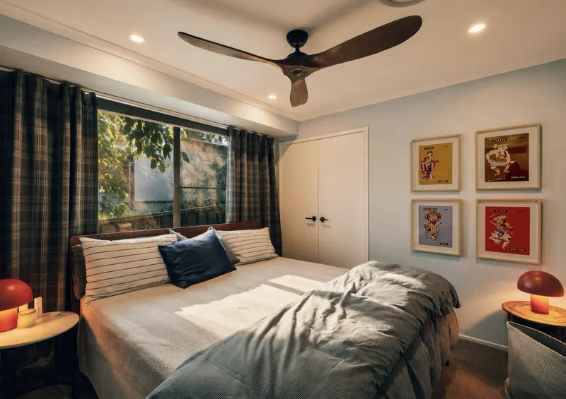 Bedroom with ceiling fan