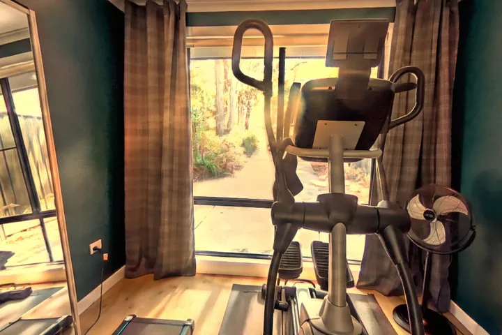 Home gym in the 360 tour