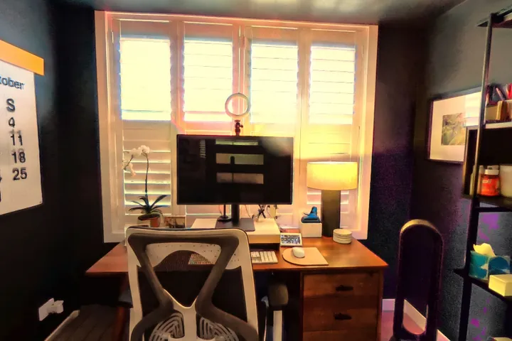 Office in the 360 tour